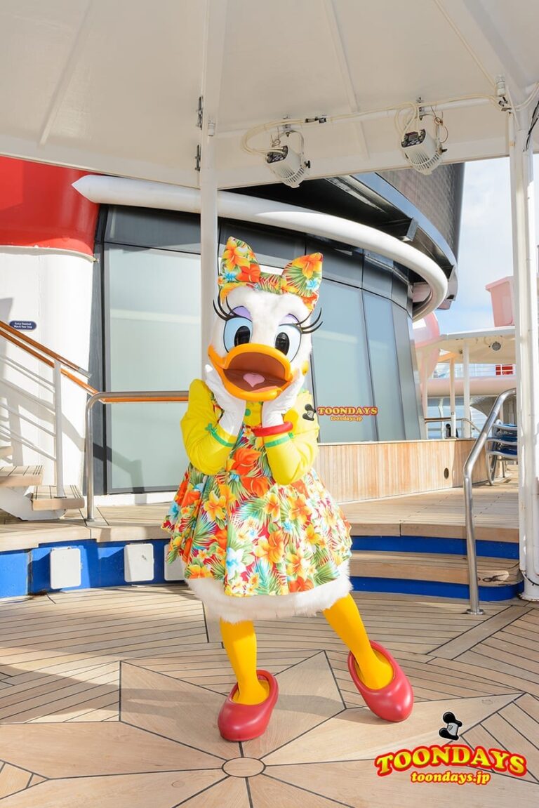 DCL ディズニー・ワンダー号 ガゼボ グリーティング デイジーダック