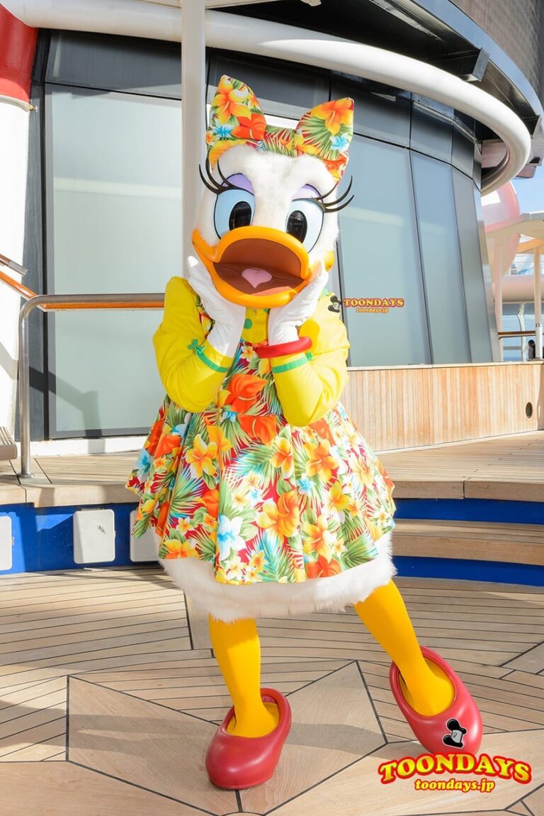 DCL ディズニー・ワンダー号 ガゼボ グリーティング デイジーダック