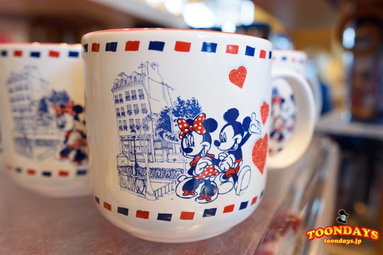 シンプルなディズニーマグカップ