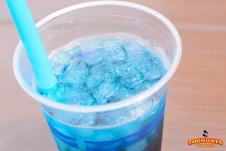 TDS ディズニー・ハロウィーン 2016 ザンビーニ・ブラザーズ・リストランテ グレープ＆ブルーキュラソーのカクテル