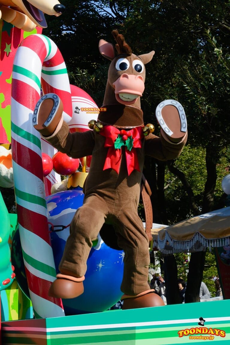 TDL クリスマス・ファンタジー 2016 ディズニー・クリスマス・ストーリーズ ブルズアイ