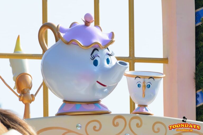 TDL クリスマス・ファンタジー 2016 ディズニー・クリスマス・ストーリーズ ポット婦人　チップ