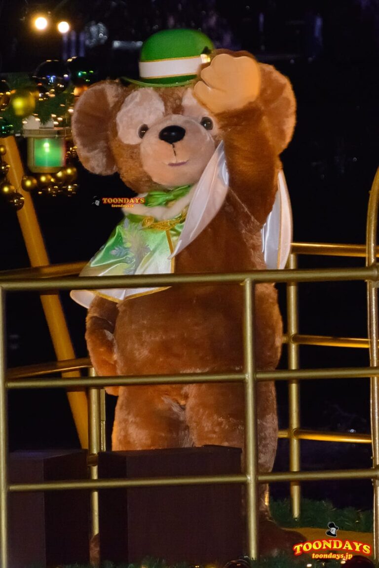 カラー・オブ・クリスマス~ナイトタイム・ウィッシュ~のダッフィーの衣装