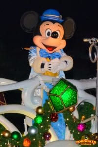 2016年『カラー・オブ・クリスマス～ナイトタイム・ウィッシュ～』のミッキーマウス