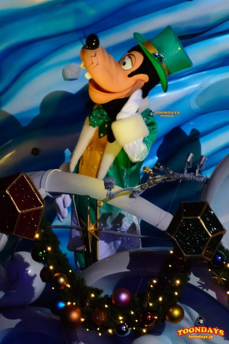 TDS クリスマス・ウィッシュ 2016 カラー・オブ・クリスマス~ナイトタイム・ウィッシュ~ グーフィー