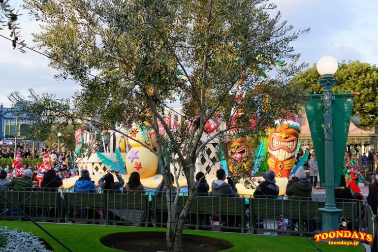 show-mode-of-disney-christmas-stories-2016-15