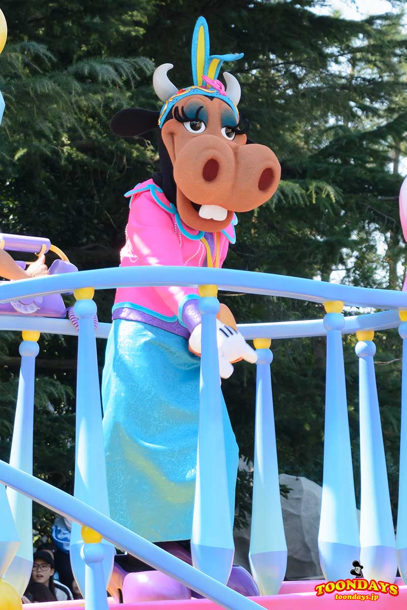 TDL ディズニー・イースター 2017 うさたま大脱走！ クララベル・カウ