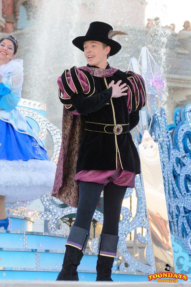 ザ・スターリット・プリンセス・ワルツのフィリップ王子