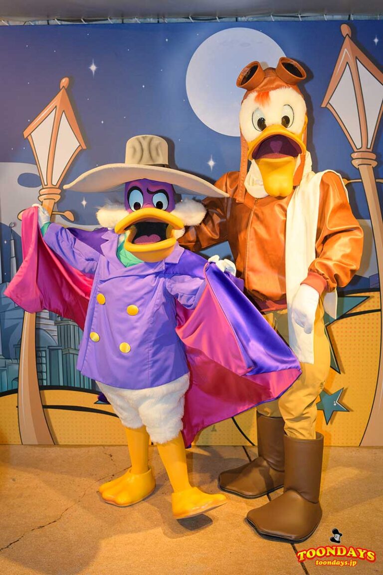 ダークウィング・ダックはヒーローのアヒルキャラクター