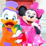 TDL クリスマストゥーンタウングリーティング　ミニーマウス　スクルージマクダック