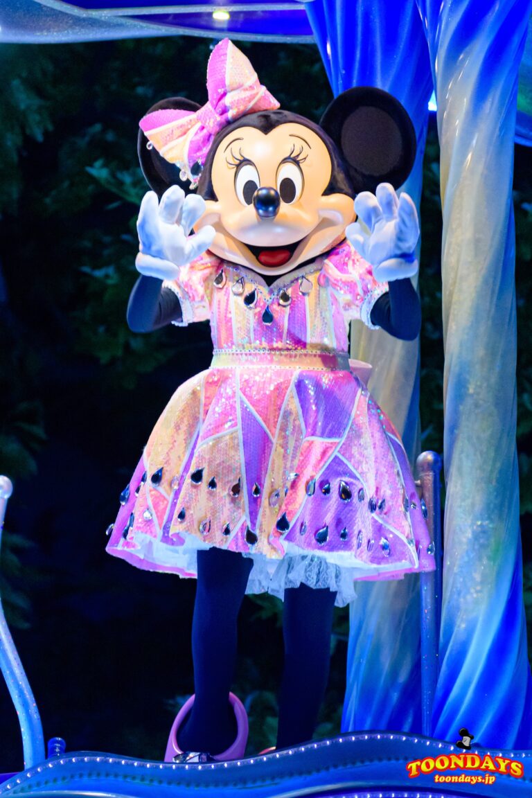 ナイトフォールグロウのミニーマウス