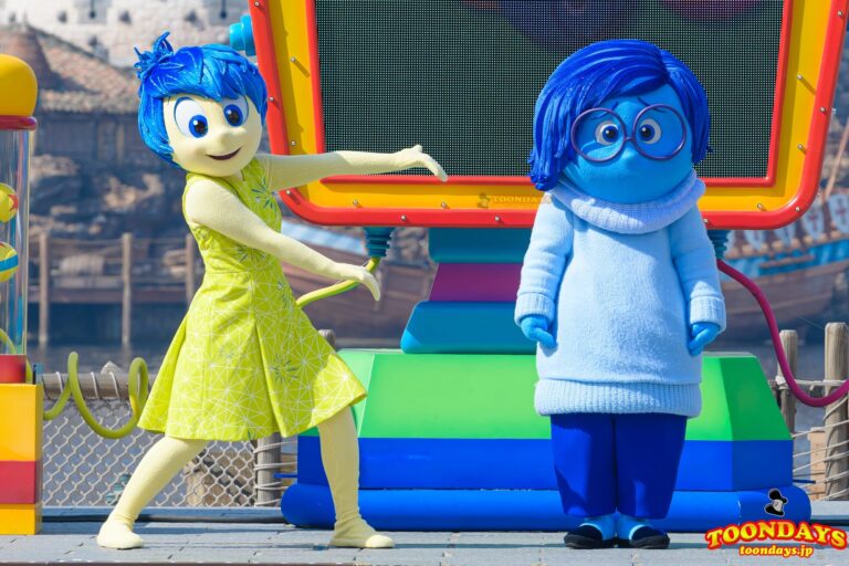 ピクサー・プレイタイム・パルズに出演したヨロコビ