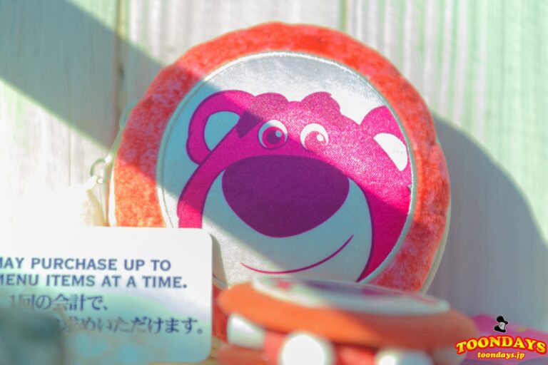 『ロッツォのクッキーサンド』スーベニアポーチ