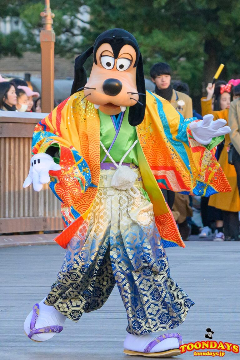 TDL『ニューイヤーズ・グリーティング』グーフィー