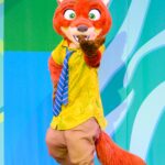 ニック・ワイルド:「ズートピア」の緑色のシャツを着たキツネ