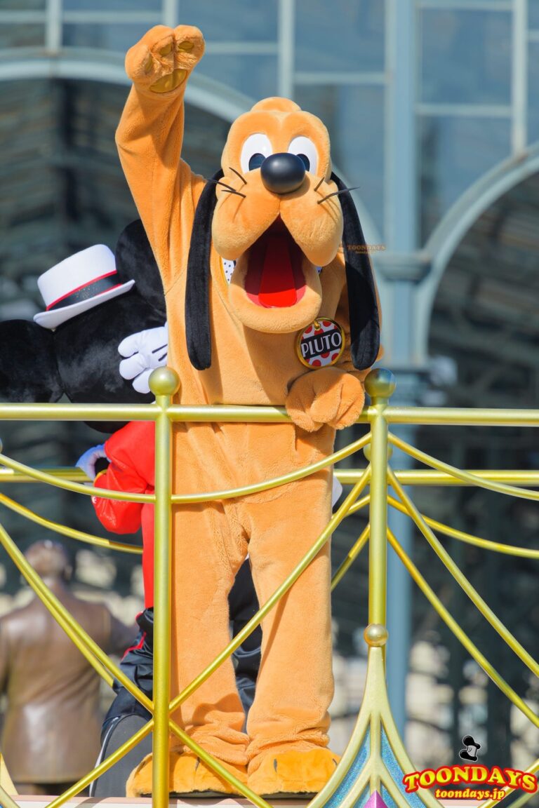 『ベリー・ミニー・リミックス』のプルート 