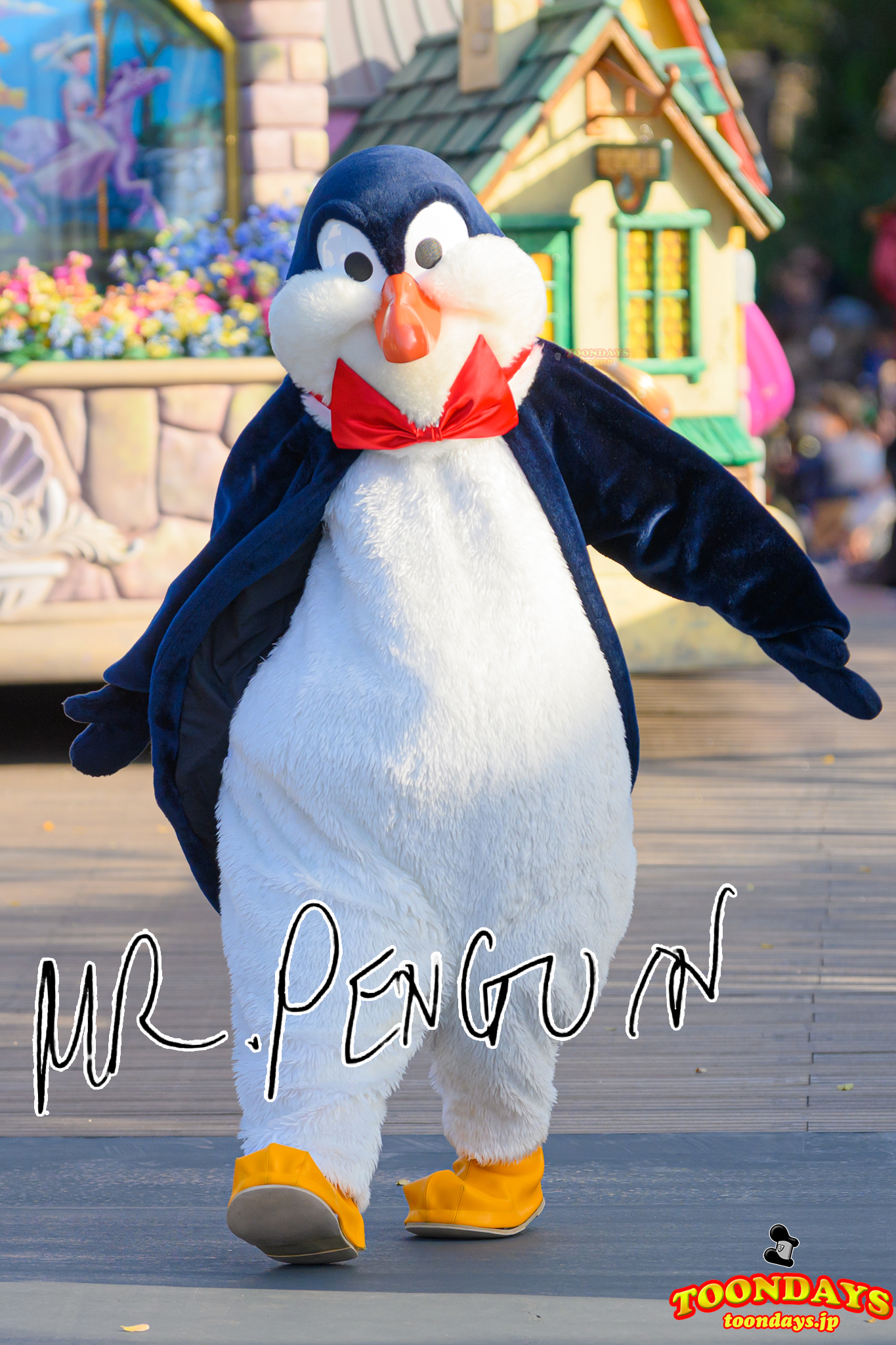 ペンギン ウェイター 会える方法は 東京ディズニーランドとシーのグリーティング場所やショーパレ総まとめ ディズニーブログ Toondays