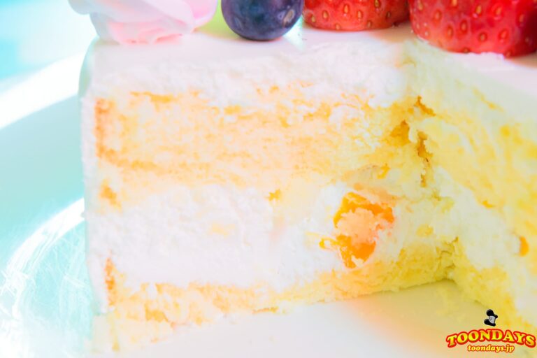 TDL ファンタジーランド レストラン クイーン・オブ・ハートのバンケットホール ハッピーアンバースデーケーキ1