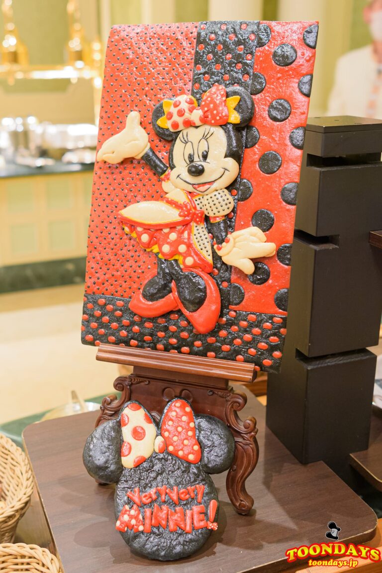 ミニー尽くしのスイーツ！シャーウッドガーデン・レストラン