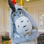 『クリスタルパレス・レストラン』キャラクターブレックファストのイーヨー(クリスマス衣装)