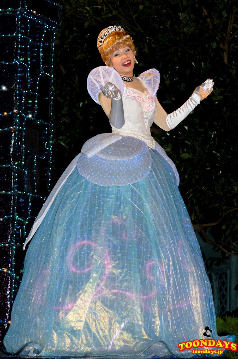 TDL 東京ディズニーランド・エレクトリカルパレード・ドリームライツのリニューアル前のシンデレラ