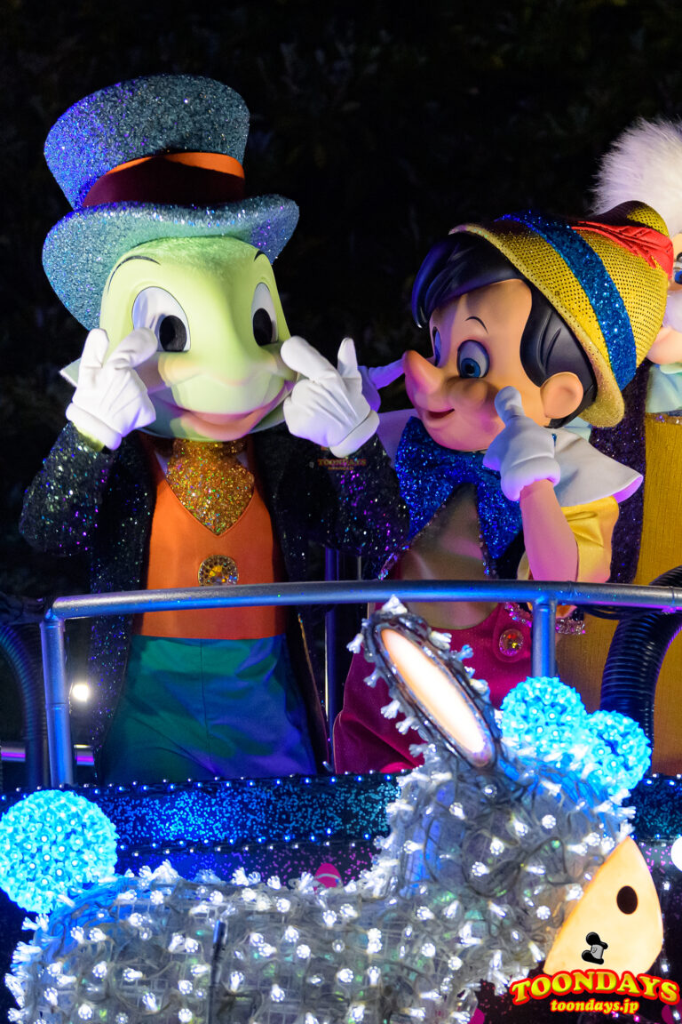 東京ディズニーランド・エレクトリカルパレード・ドリームライツのジミニークリケット