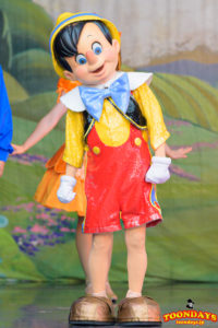 ワンマンズ・ドリームⅡ - ザ・マジック・リブズ・オンに出演するピノキオ
