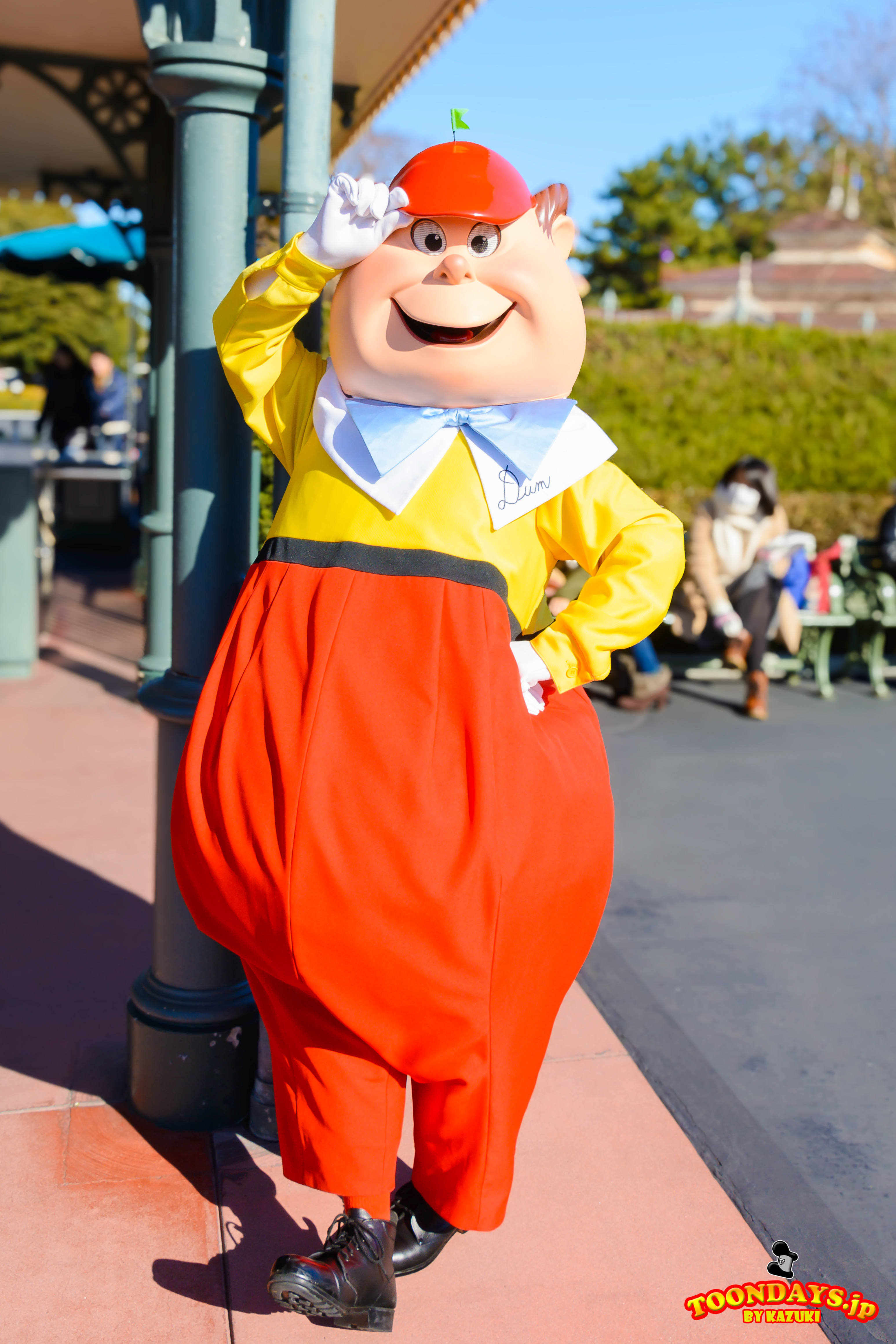 TDL ワールドバザール エントランス フリーグリーティング トゥイードル・ダム