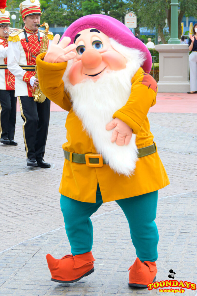 東京ディズニーランド・バンド 7人のこびと スリーピー