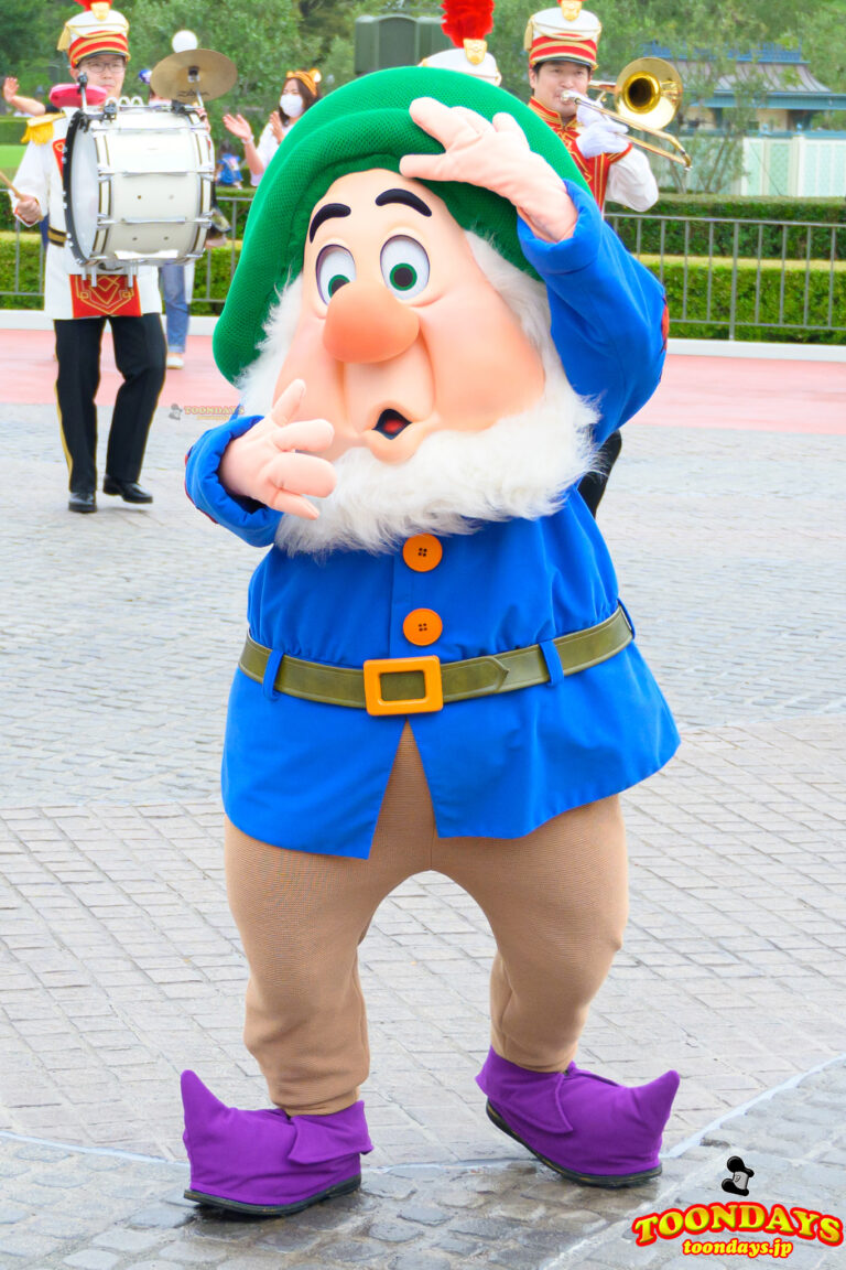 スニージー：東京ディズニーランド・バンド・ウィズ・キャラクター（7人のこびと）