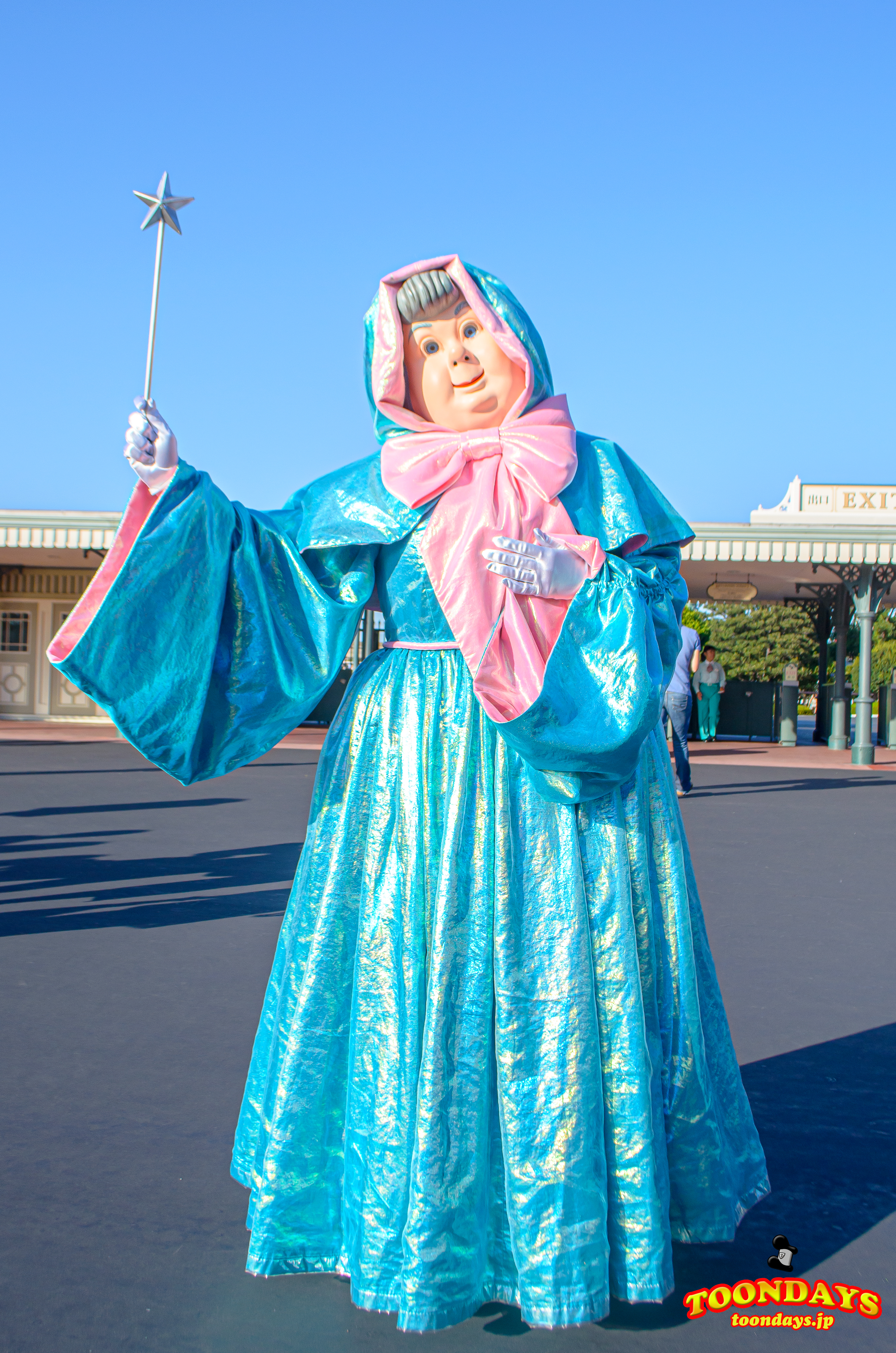 TDL エントランス　フリーグリーティング　フェアリーゴッドマザー