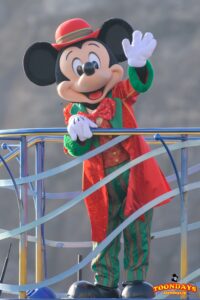 2021年『ミッキー＆フレンズのハーバーグリーティング：ディズニー・クリスマス 3期：パーフェクト・クリスマス』のミッキーマウス