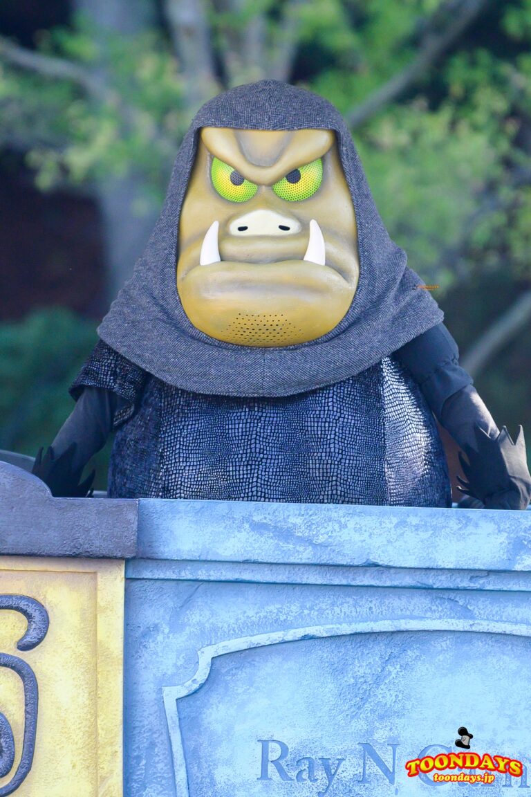 TDL 2021 ミッキーのグリーティングパレード・ウィズ・ヴィランズ グーン 2