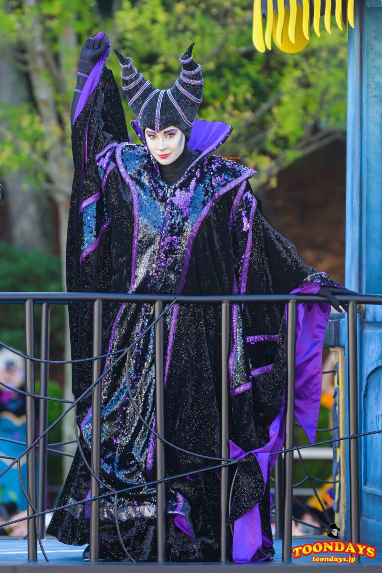 TDL 2021 ミッキーのグリーティングパレード・ウィズ・ヴィランズ マレフィセント 1