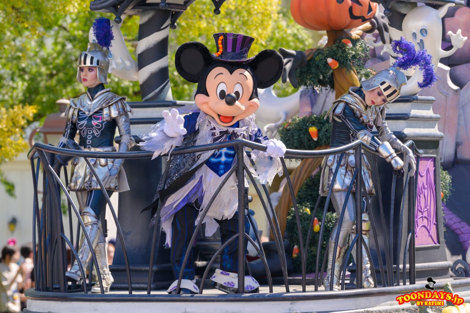 4年ぶり「スプーキー“Boo!”パレード」完全復活!東京ディズニーランド「ディズニー・ハロウィーン2023」