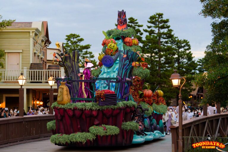 TDL ディズニー・ハロウィーン 2022 ザ・ヴィランズ・ロッキン・ハロウィーン ウィックドクイーン