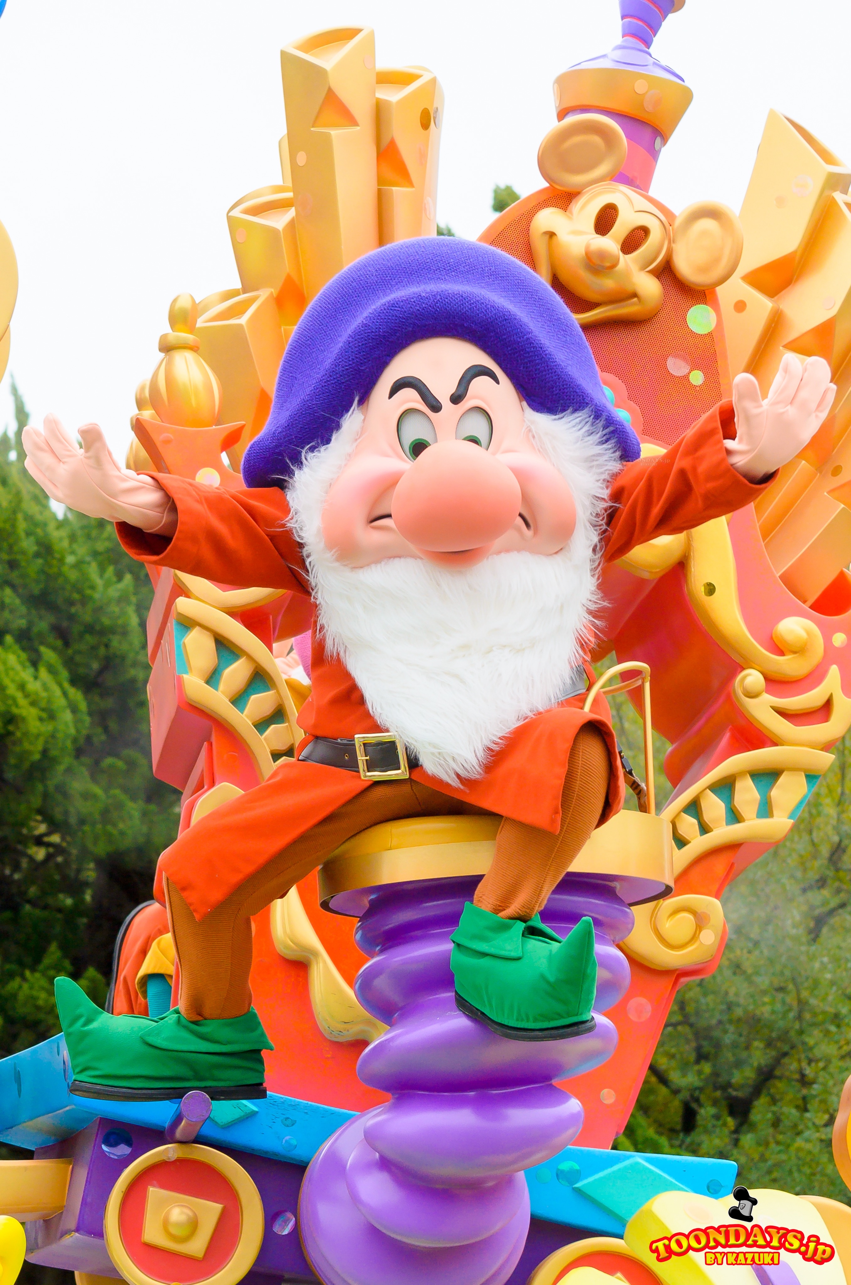 TDL ハピネス・イズ・ヒア 7人のこびと グランピー