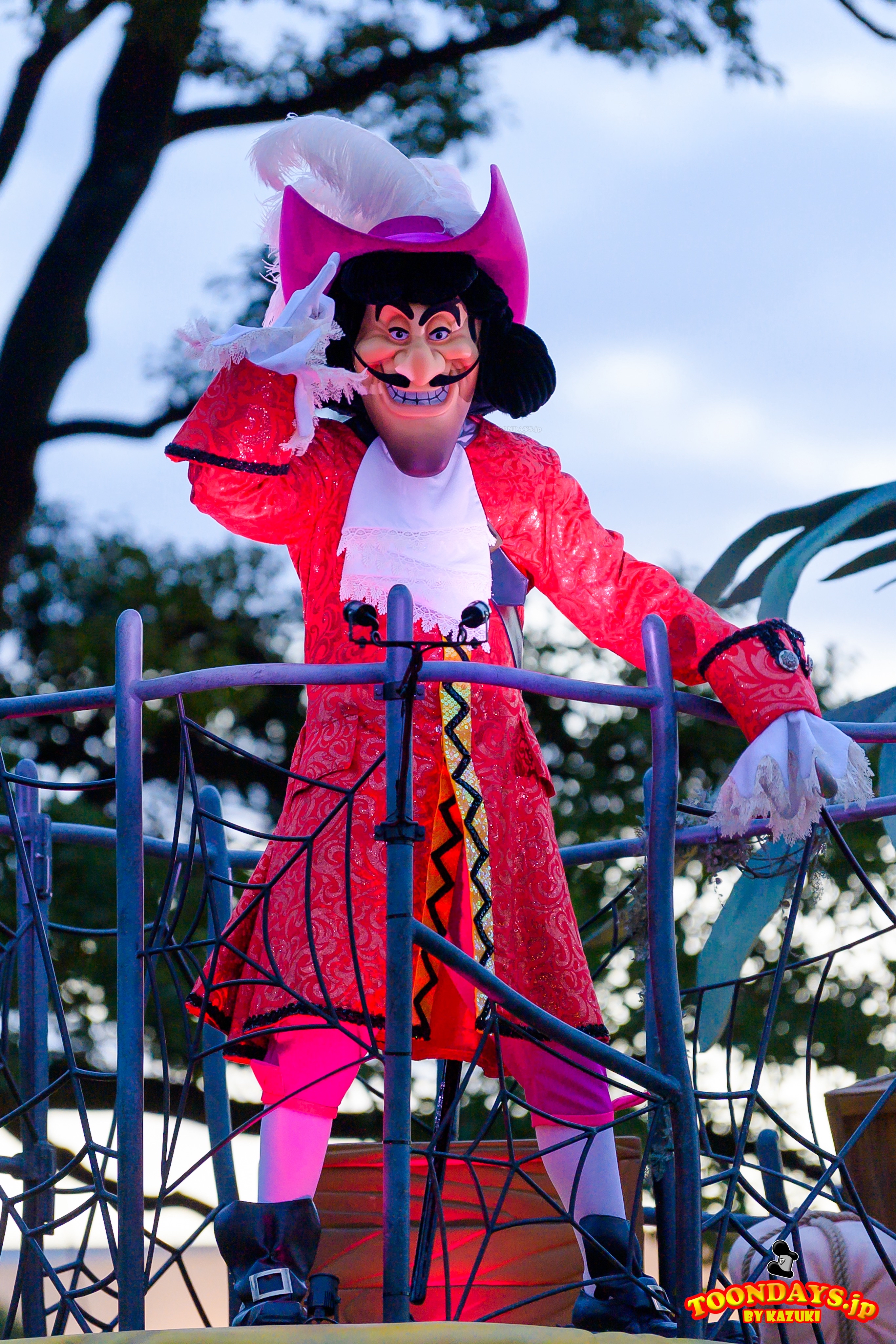 TDL ディズニー・ハロウィーン 2022 ザ・ヴィランズ・ロッキン・ハロウィーン フック船長