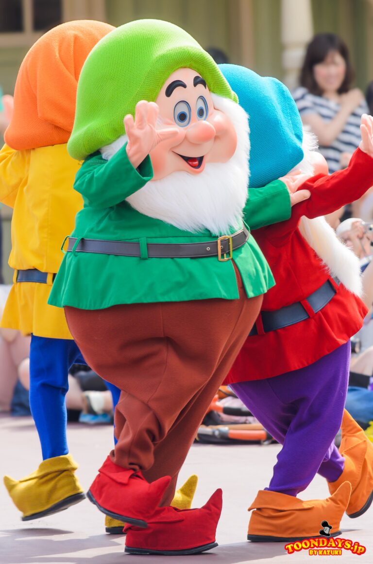 TDL ハピネス・イズ・ヒア 7人のこびと ハッピー