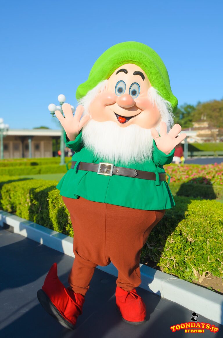 TDL エントランス フリーグリーティング 7人のこびと ハッピー