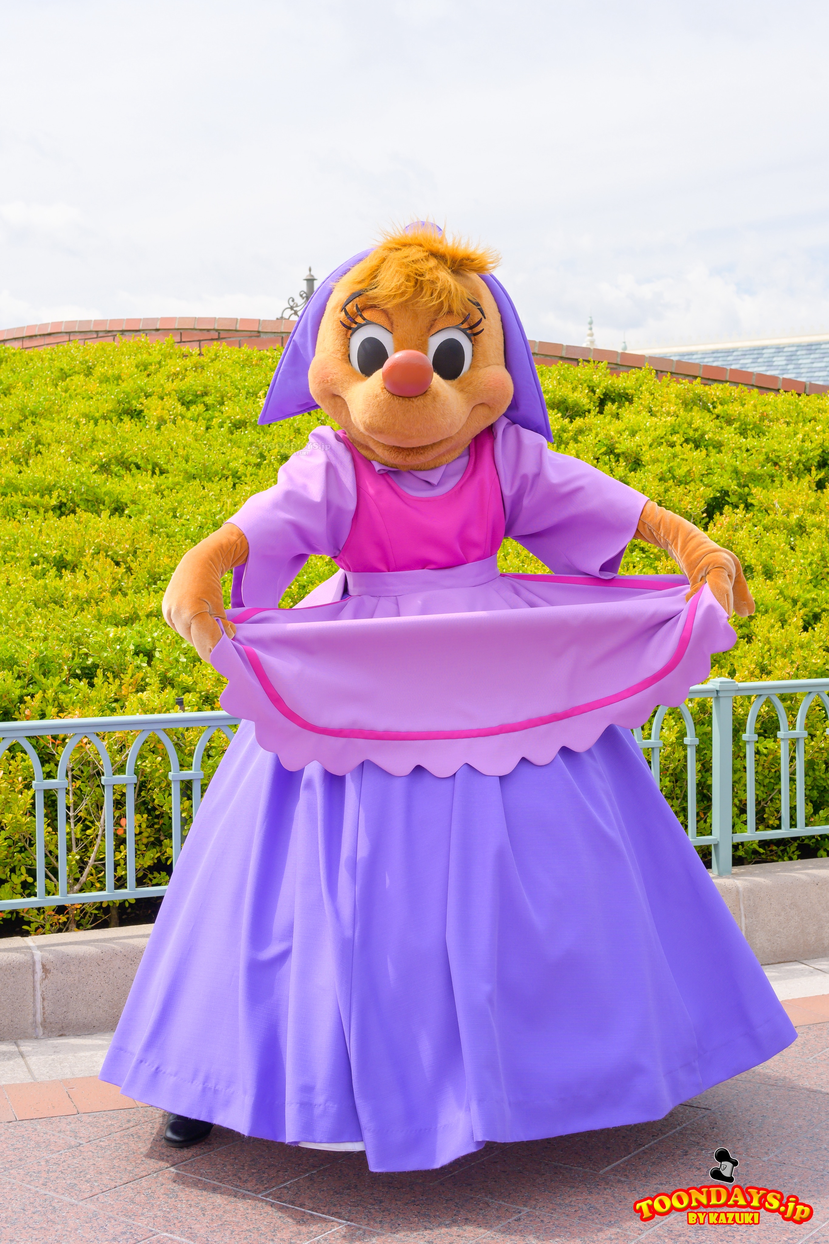 TDL エントランス グリーティング パーラ