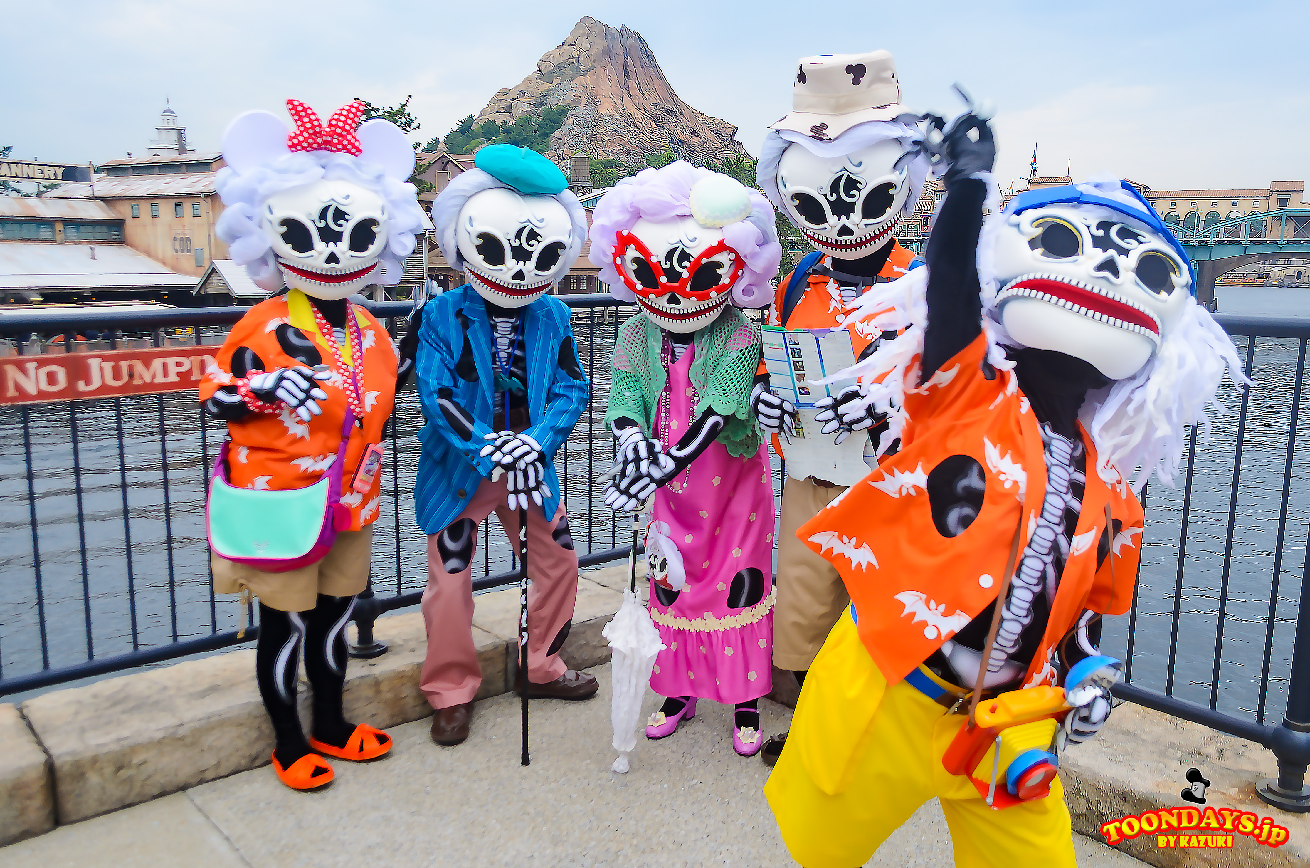TDS ディズニー・ハロウィーン 2014 スケルトンのストリートパーティー