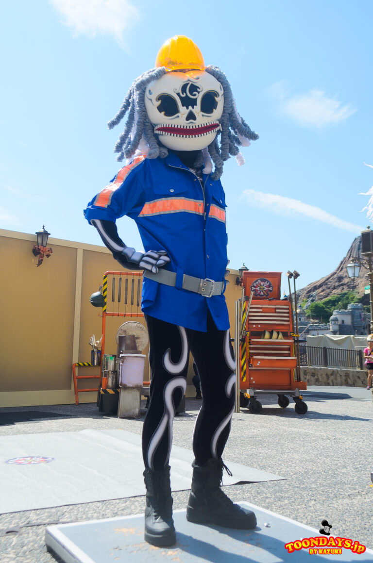 TDS ディズニー・ハロウィーン 2014 スケルトンのストリートパーティー ロビン