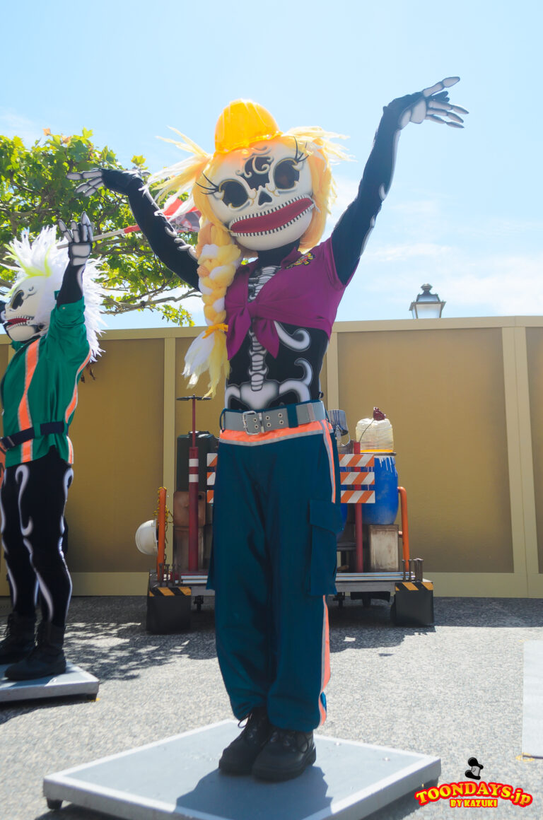 TDS ディズニー・ハロウィーン 2014 スケルトンのストリートパーティー シーガニー