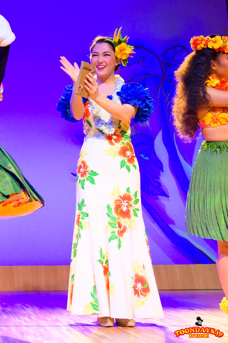 TDL ポリネシアンテラスレストラン ミッキーのレインボールアウ レイラニ・リサ