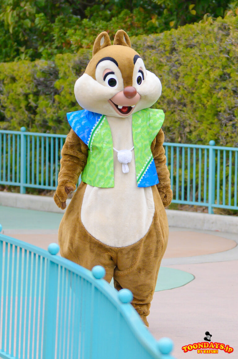 TDL お正月 2024 ニューイヤーズ・グリーティング デール