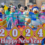 【総まとめ】新年の幕開けをミッキーやプルートと共に！東京ディズニーシーのお正月ショー『ニューイヤーズ・グリーティング（2024）』