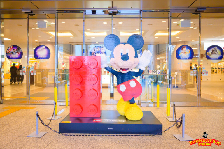 レゴのミッキーマウス<ランドマークプラザ入口>