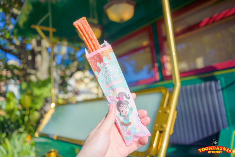 クレームブリュレ風チュロス(ストロベリー)