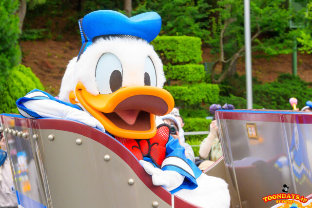 TDL 2025 ドナルドのクワッキー・ダック!ダック!ダックシティ! ドナルドのバースデーグリーティング 5 ドナルドダック